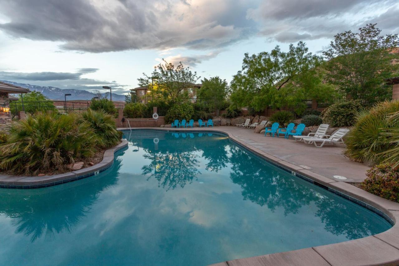 H7-Heavenly-Ground Floor 3-Bedroom Hillside View Hurricane Extérieur photo