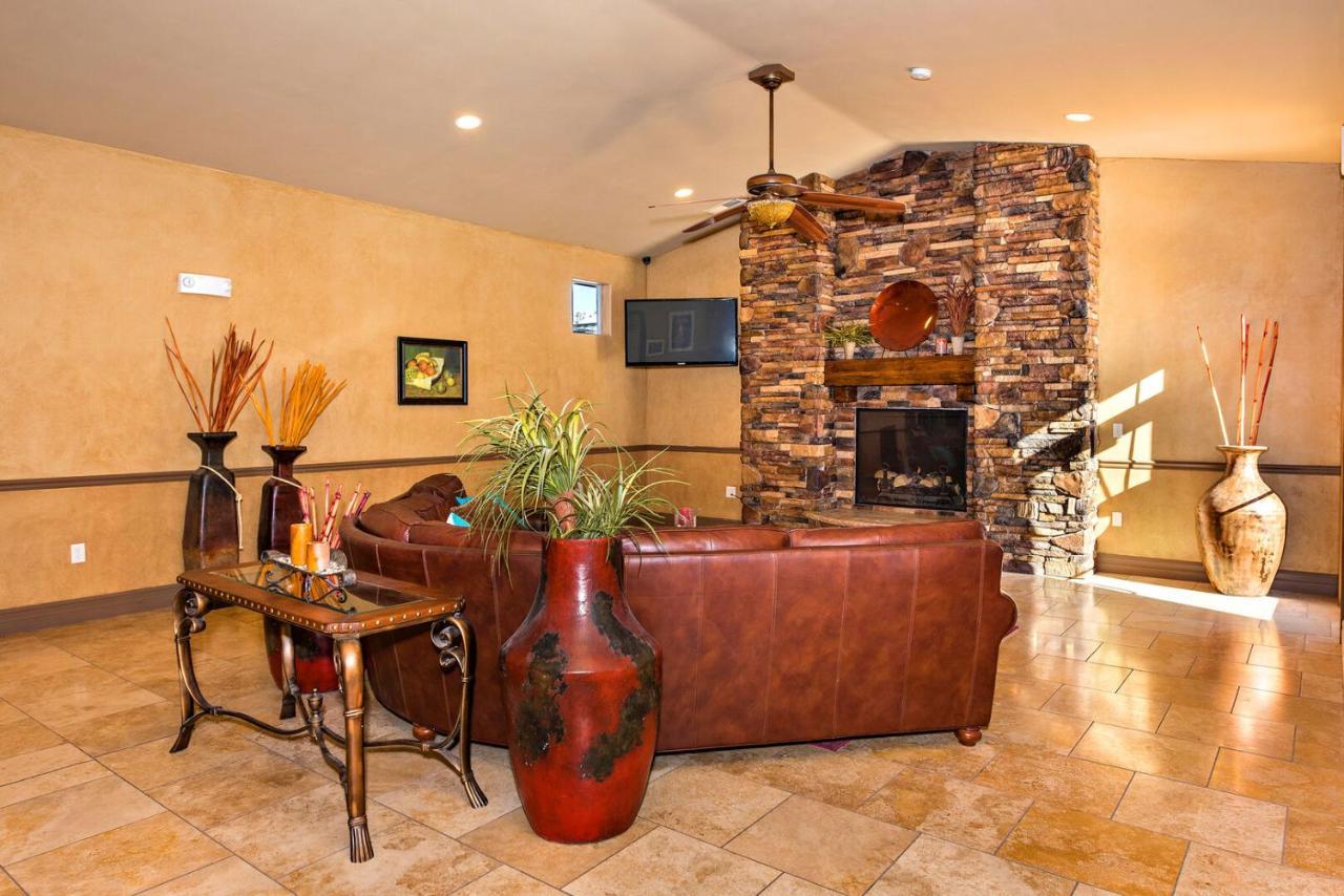 H7-Heavenly-Ground Floor 3-Bedroom Hillside View Hurricane Extérieur photo